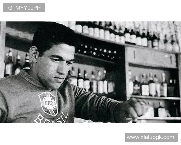 全球足球历史排名前十明星球员的辉煌成就与影响力分析