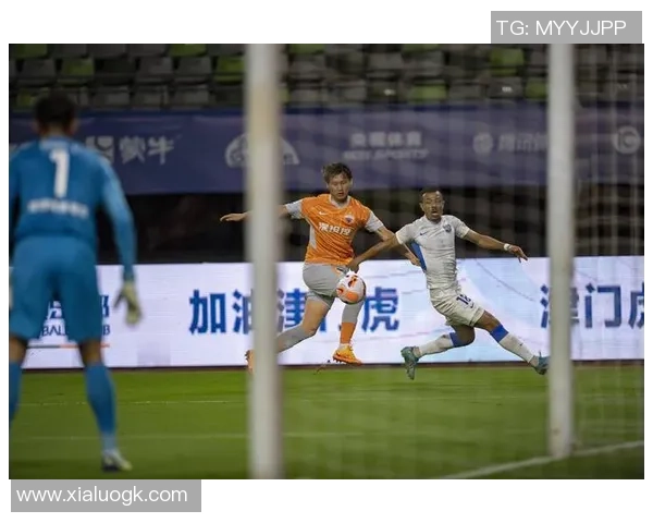 深圳足球队逆袭之路揭秘大满贯特别报道展现奋斗与荣耀